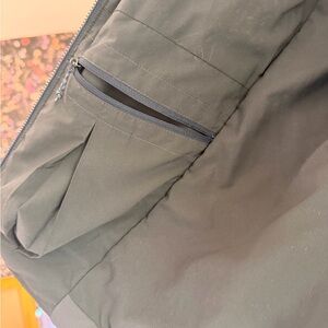 Patagonia grey packable jacket